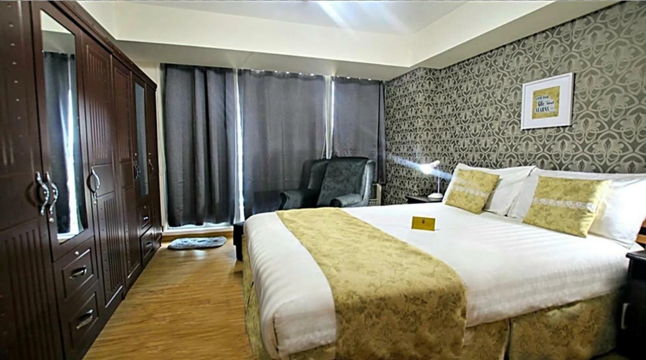 Azure C7 Balcony, Wifi, Near Mall Airport Manila Bagian luar foto